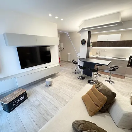 Apartament Silvagni13 *